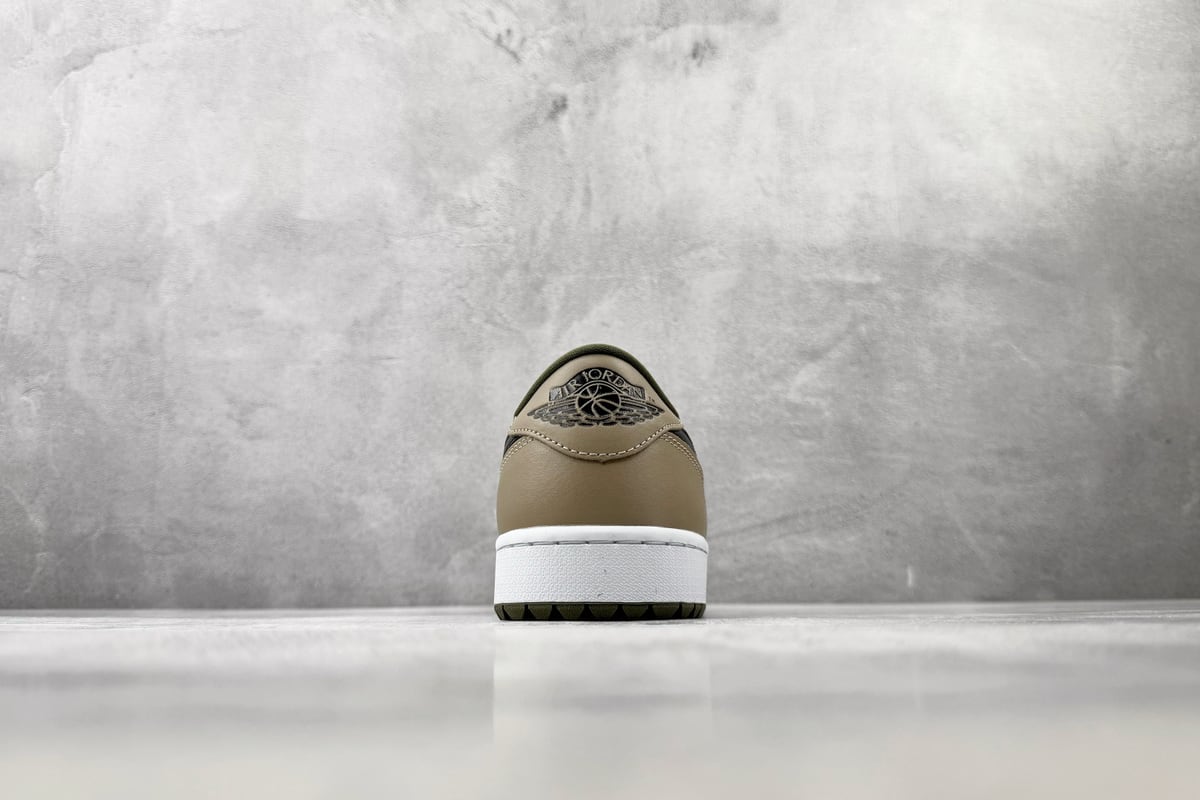 乔丹 Air Jordan 1 白棕 细节实拍图