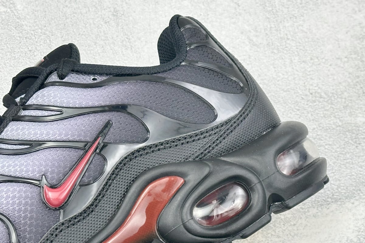 耐克 Nike Air Max Plus TN气垫运动跑鞋 真正的用心研发 黑白 细节实拍图