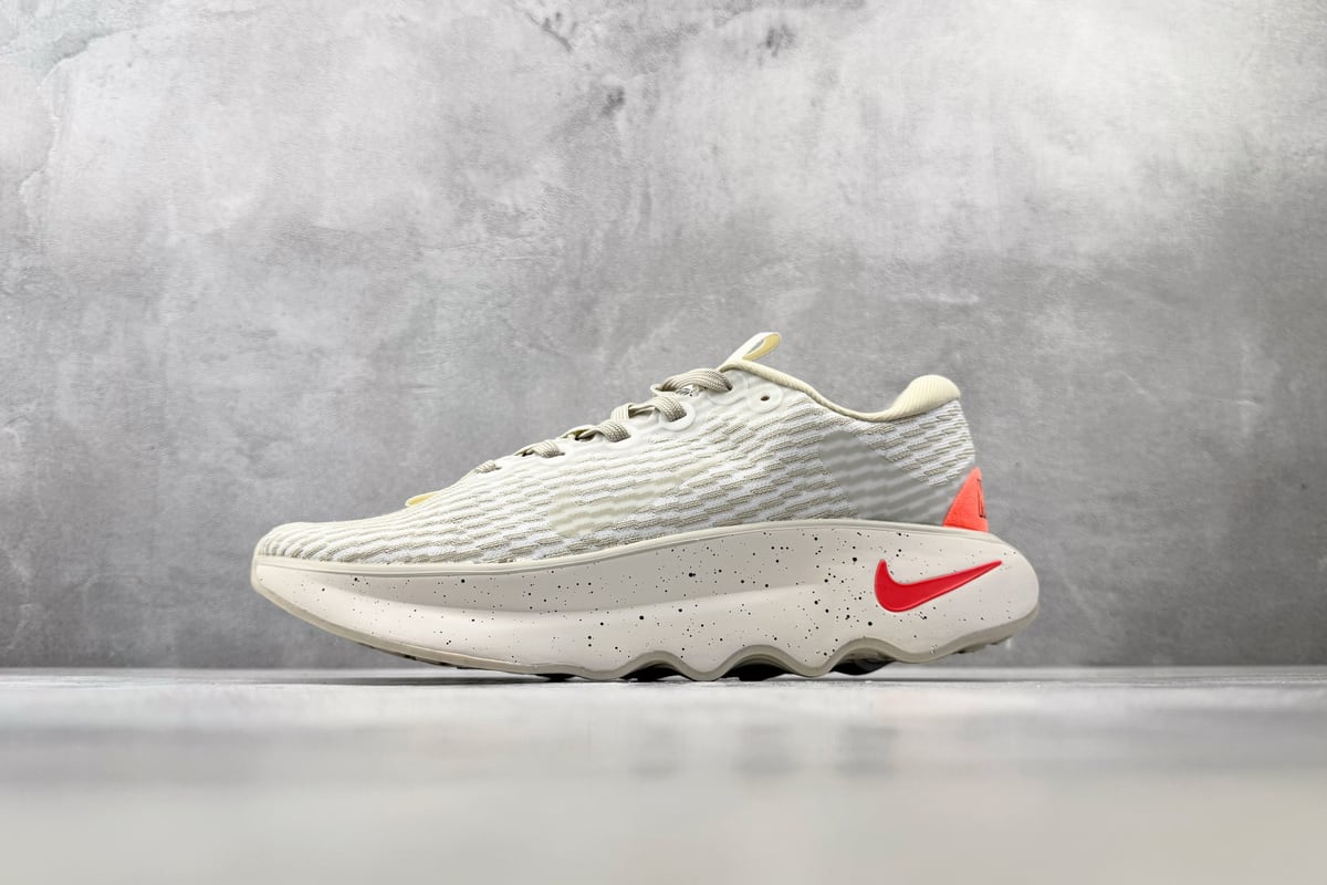 耐克 Nike Motiva 白红橙 正面实拍图