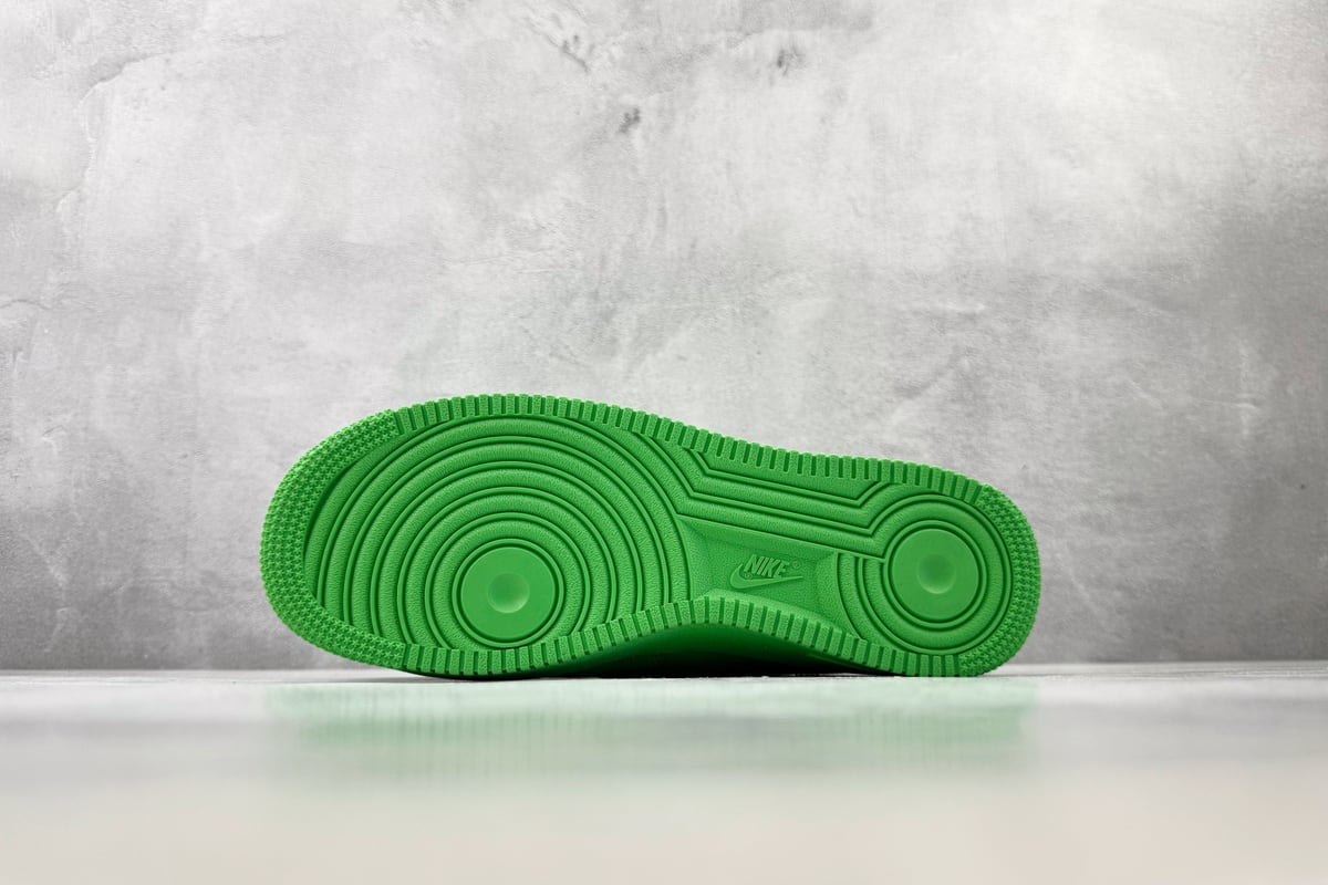 耐克 Nike OFF-WHITE x Air Force 1 "Green" 绿色 鞋头实拍图