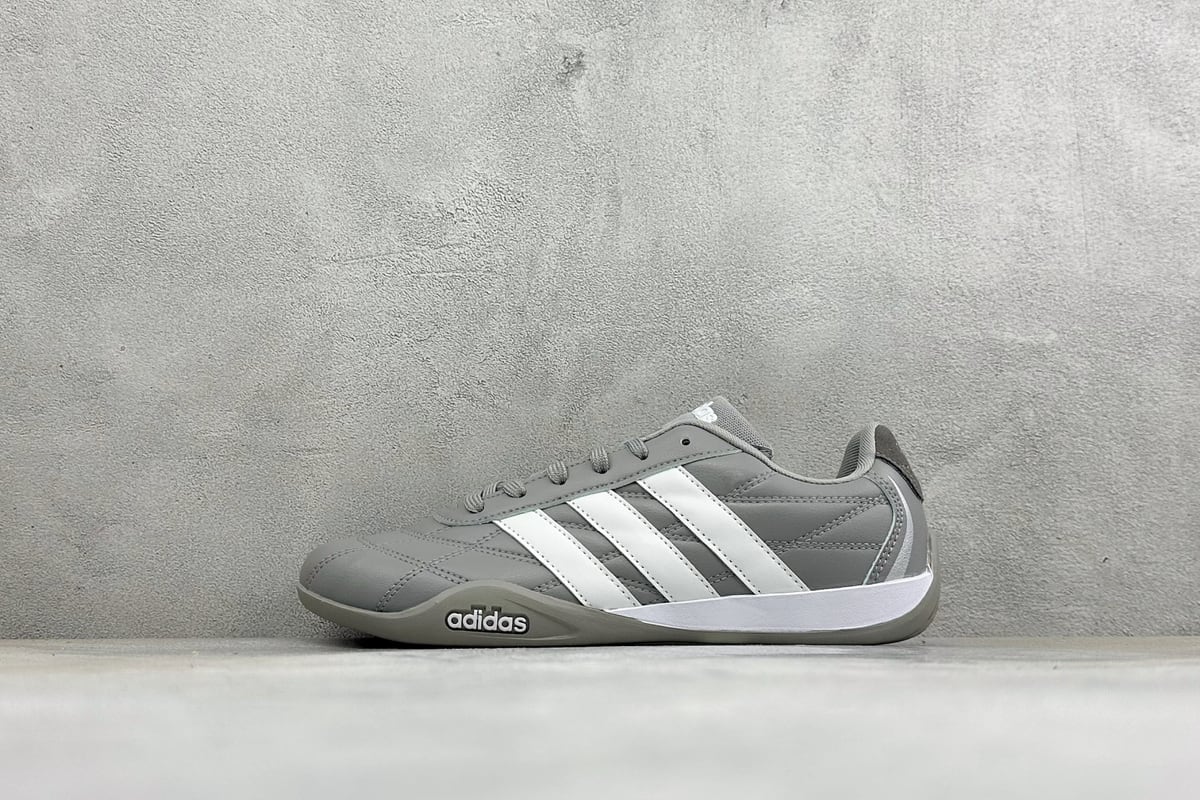 阿迪达斯 Adidas Originals Adiracer 2026 灰白 正面实拍图