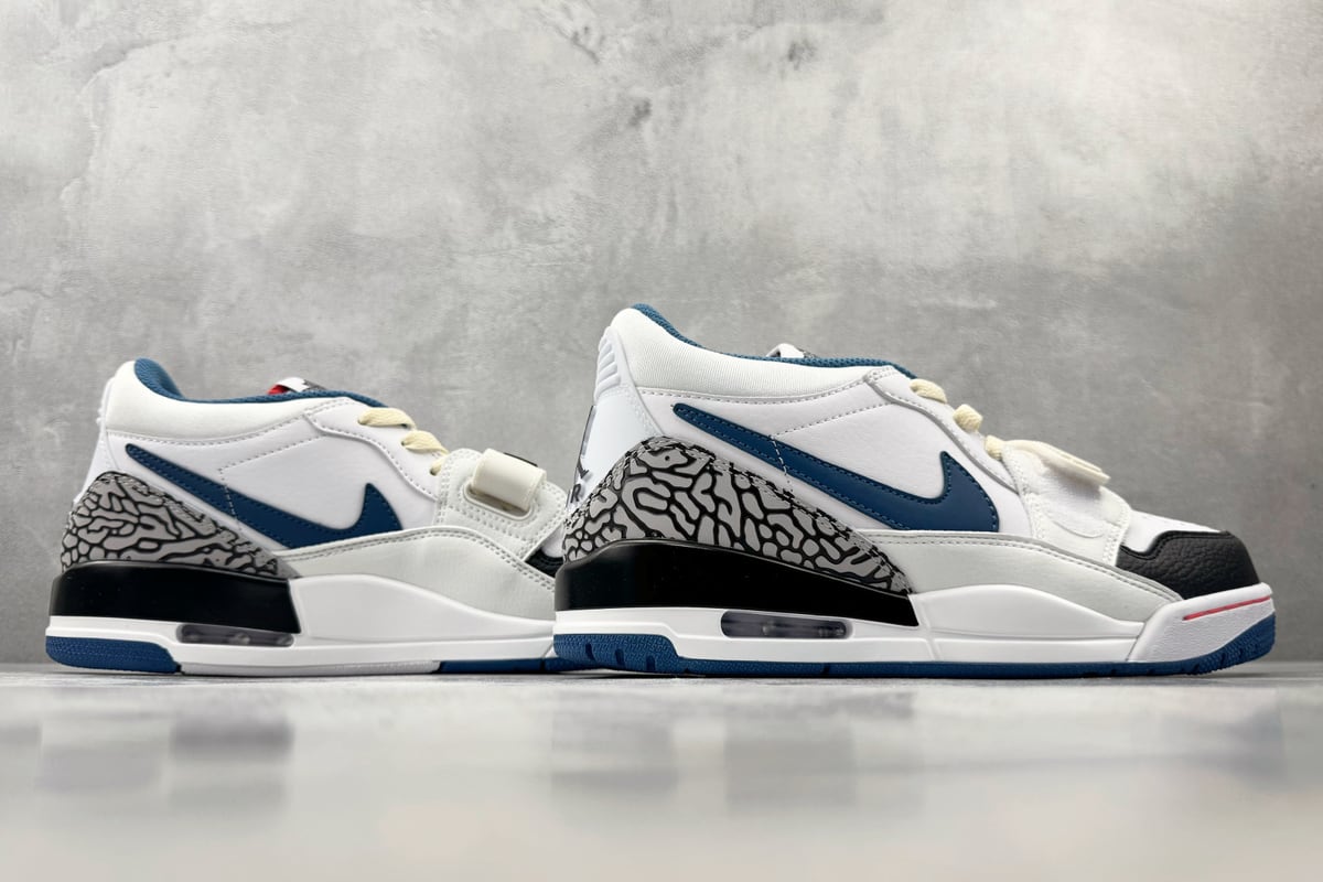 乔丹 Air Jordan Legacy 312 白蓝 鞋底实拍图