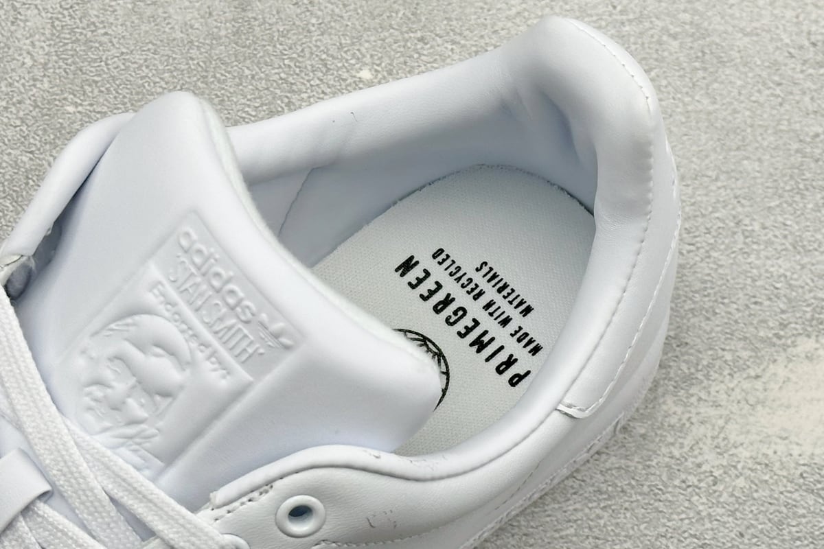 阿迪达斯 Adidas Stan Smith 80s 史密斯经典休闲板鞋 白 上脚实拍图