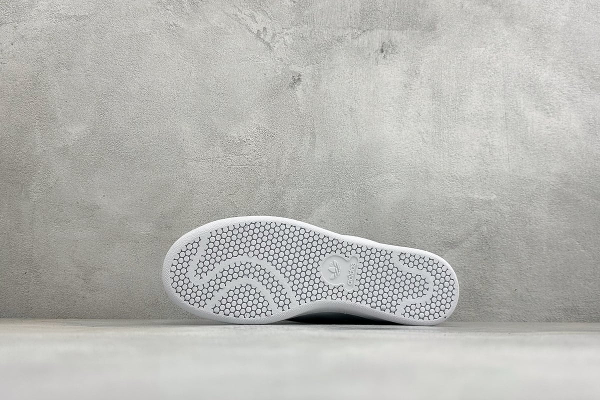 阿迪达斯 Adidas Stan Smith 80s 史密斯经典休闲板鞋 白蓝 鞋头实拍图