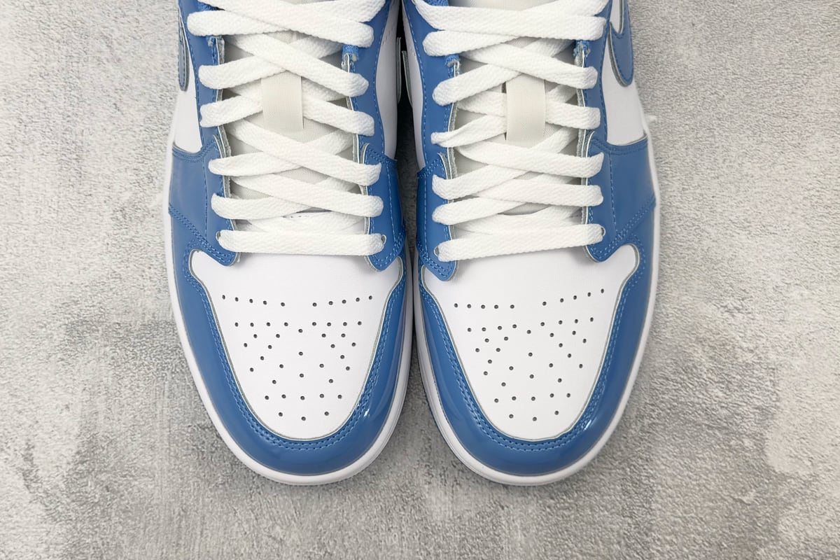 乔丹 Air Jordan 1 Legend Blue 蓝色 鞋标实拍图
