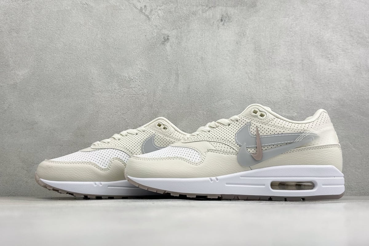 耐克 Nike Air Max 1 初代复古气垫慢跑鞋 由Tinker 白 鞋跟实拍图