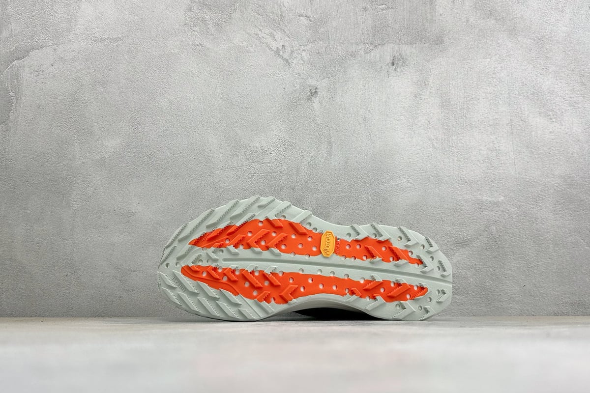 耐克 Nike Zoomx ACG Ultrafly Trail 越野跑步鞋 绿白 鞋头实拍图