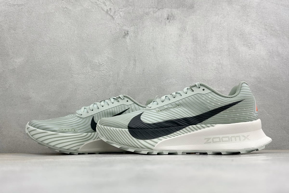 耐克 Nike Zoomx ACG Ultrafly Trail 越野跑步鞋 绿白 鞋跟实拍图