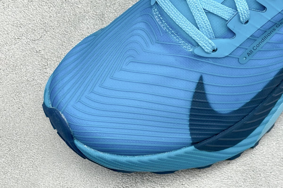耐克 Nike Zoomx ACG Ultrafly Trail 越野跑步鞋 蓝 鞋标实拍图
