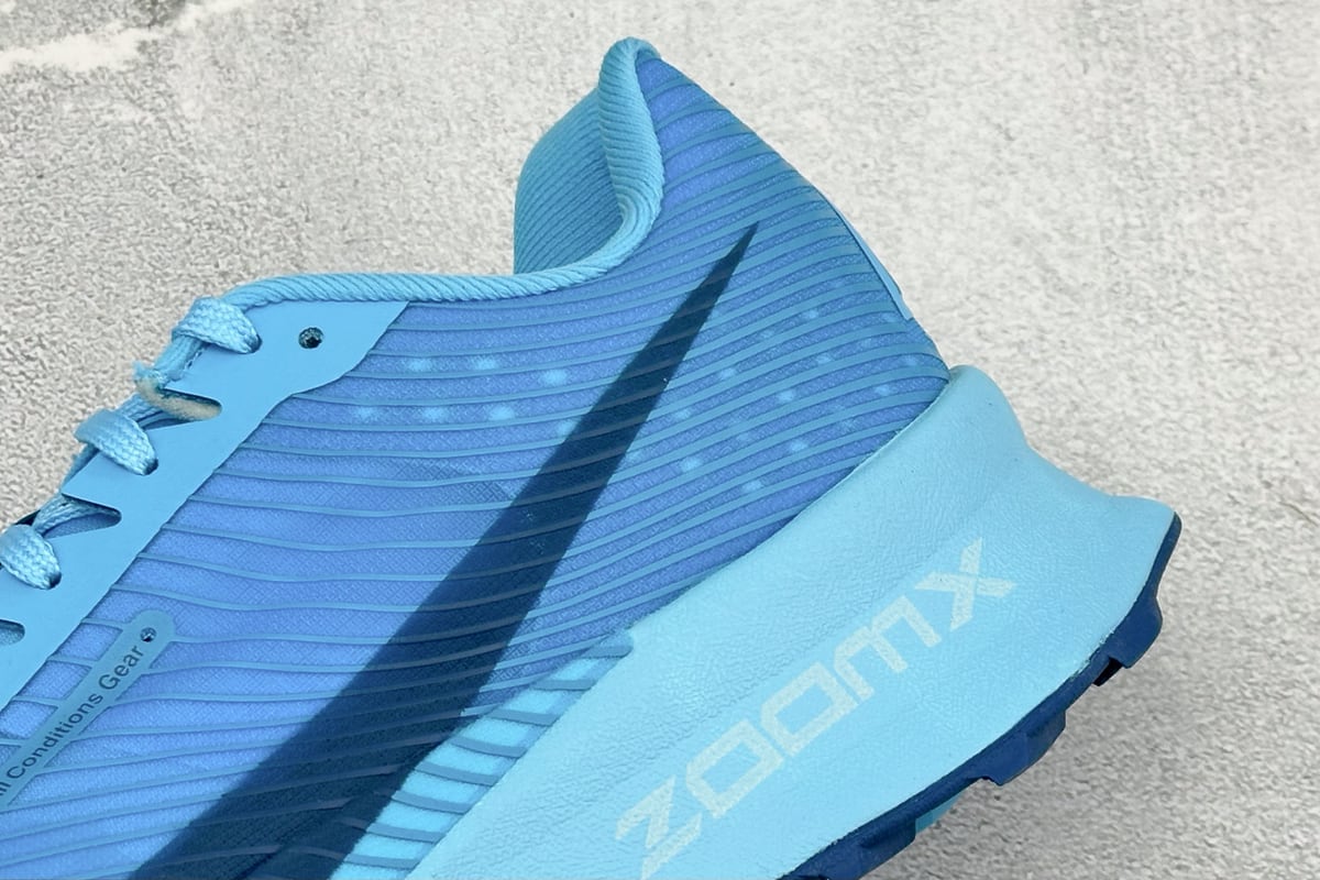 耐克 Nike Zoomx ACG Ultrafly Trail 越野跑步鞋 蓝 细节实拍图