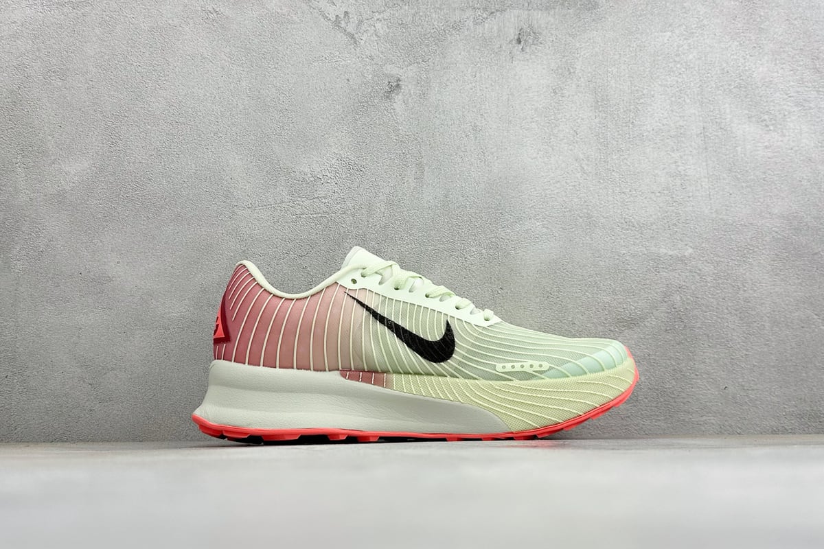 耐克 Nike Zoomx ACG Ultrafly Trail 越野跑步鞋 白红 侧面实拍图