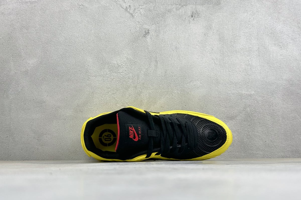 耐克 Nike Air Max 90 复古气垫跑鞋 黄黑 背面实拍图
