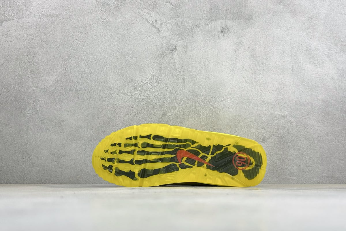 耐克 Nike Air Max 90 复古气垫跑鞋 黄黑 鞋头实拍图