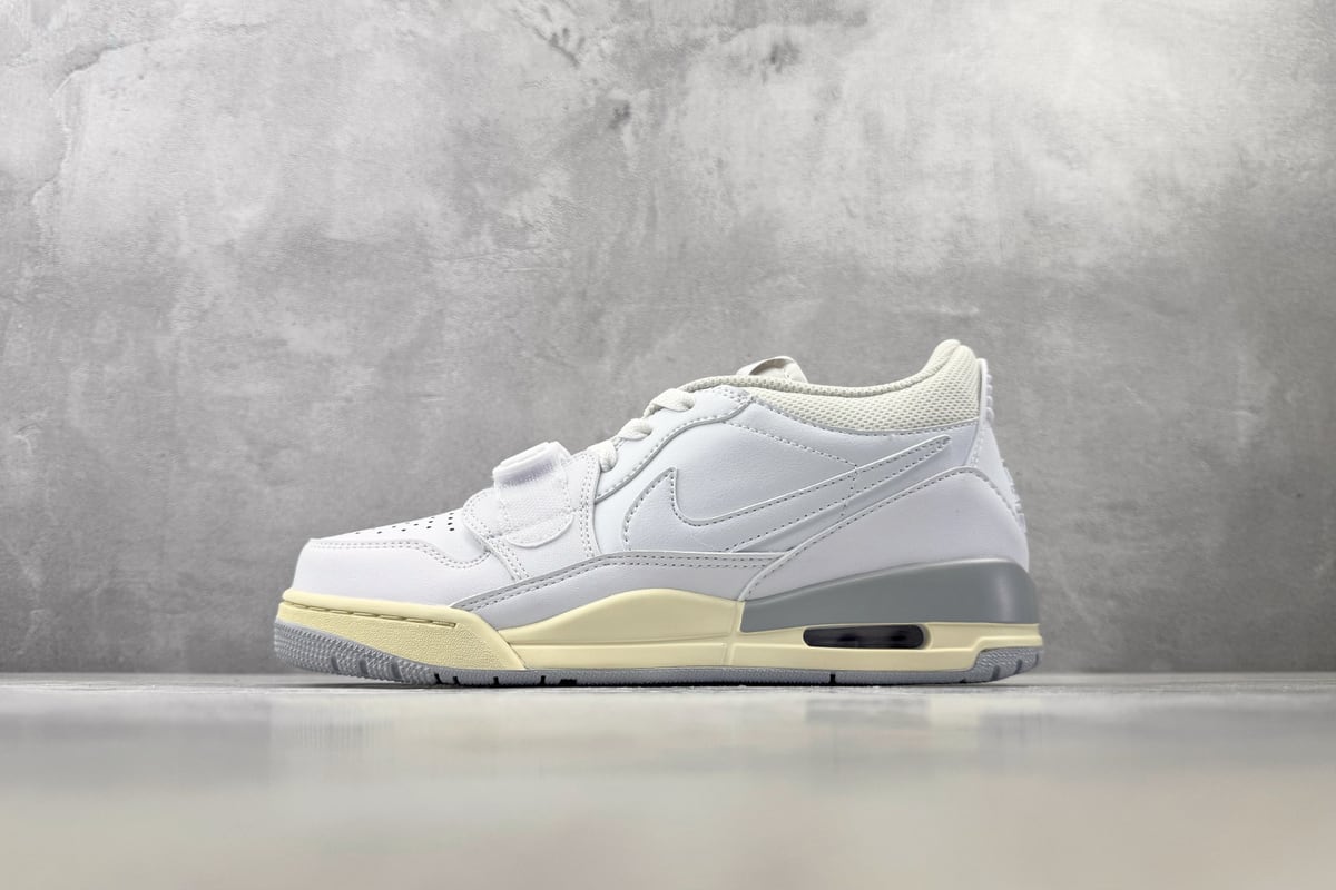 乔丹 Air Jordan Legacy 312 白色 正面实拍图
