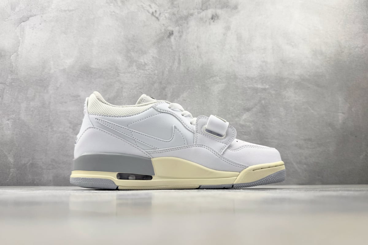 乔丹 Air Jordan Legacy 312 白色 侧面实拍图