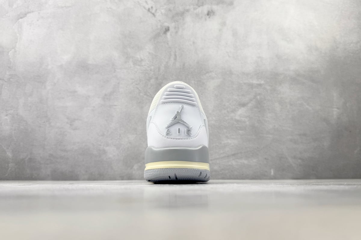 乔丹 Air Jordan Legacy 312 白色 细节实拍图