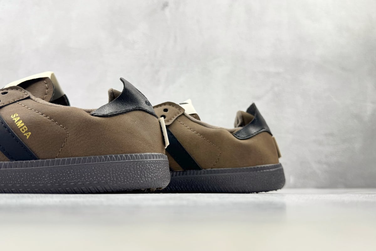 阿迪达斯 Adidas originals × SONG FOR THE MUTE 棕黑白 上脚实拍图