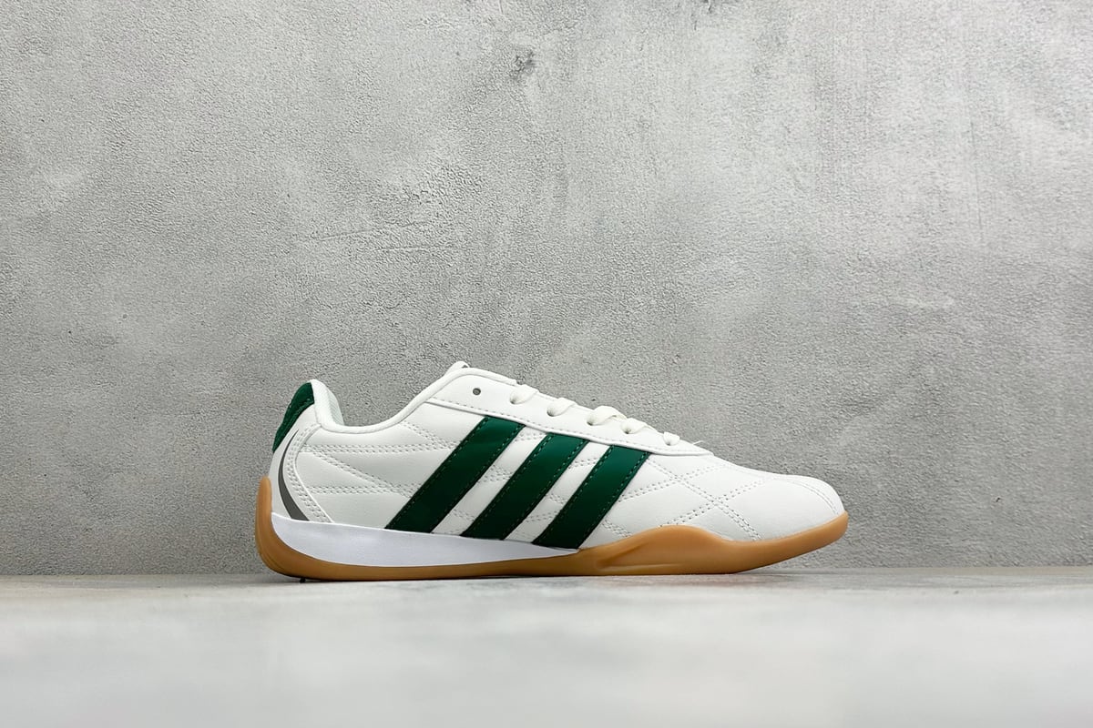 阿迪达斯 Adidas Originals Adiracer 2026 白绿 侧面实拍图