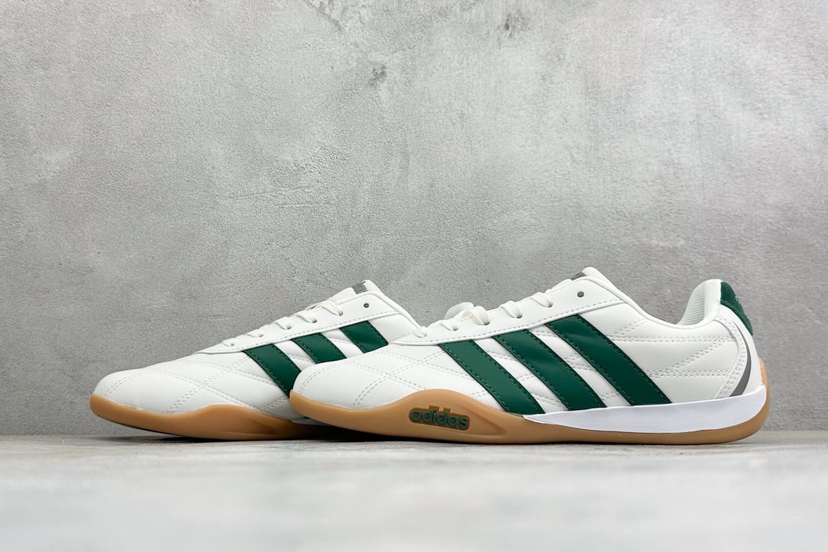 阿迪达斯 Adidas Originals Adiracer 2026 白绿 鞋跟实拍图