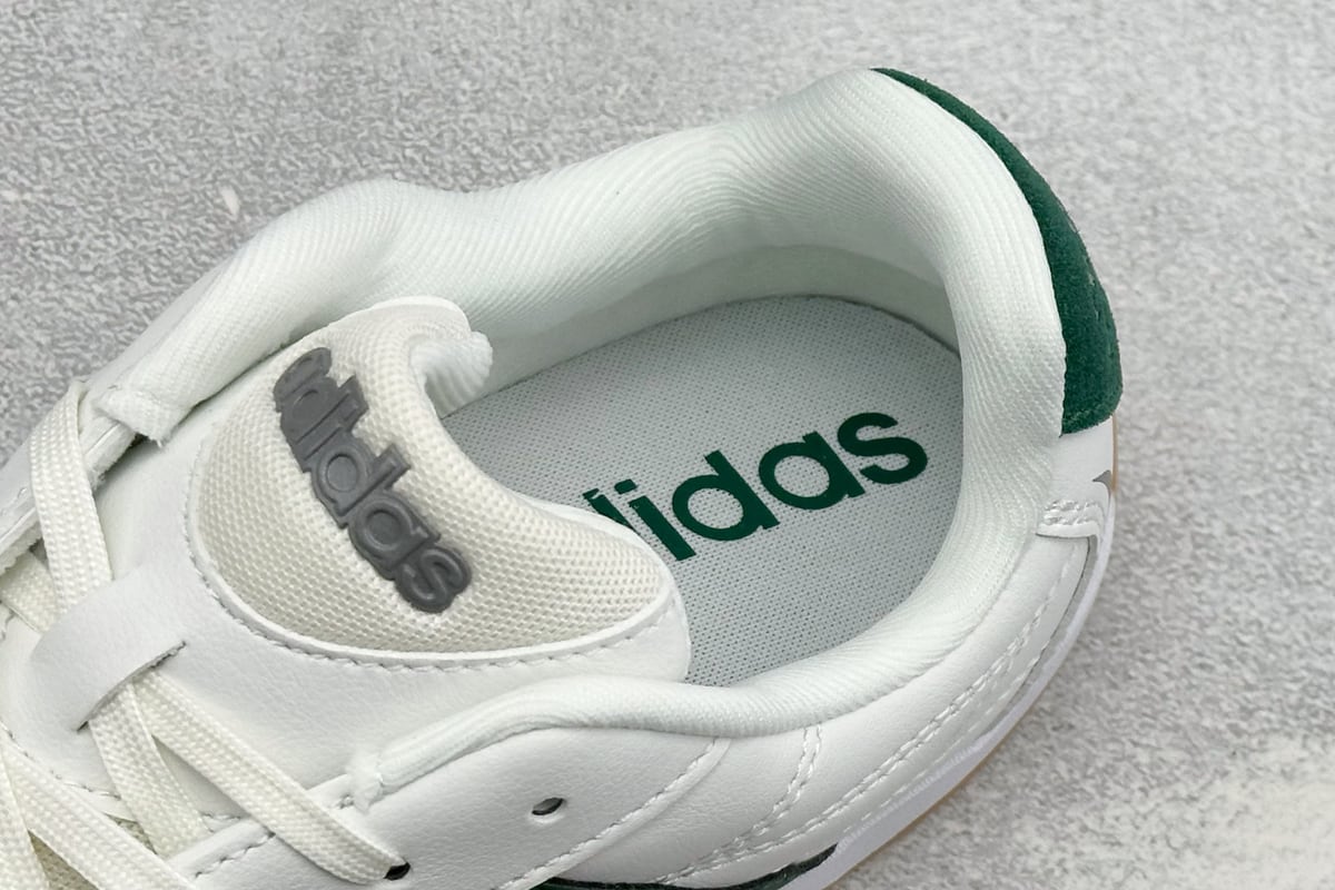 阿迪达斯 Adidas Originals Adiracer 2026 白绿 上脚实拍图