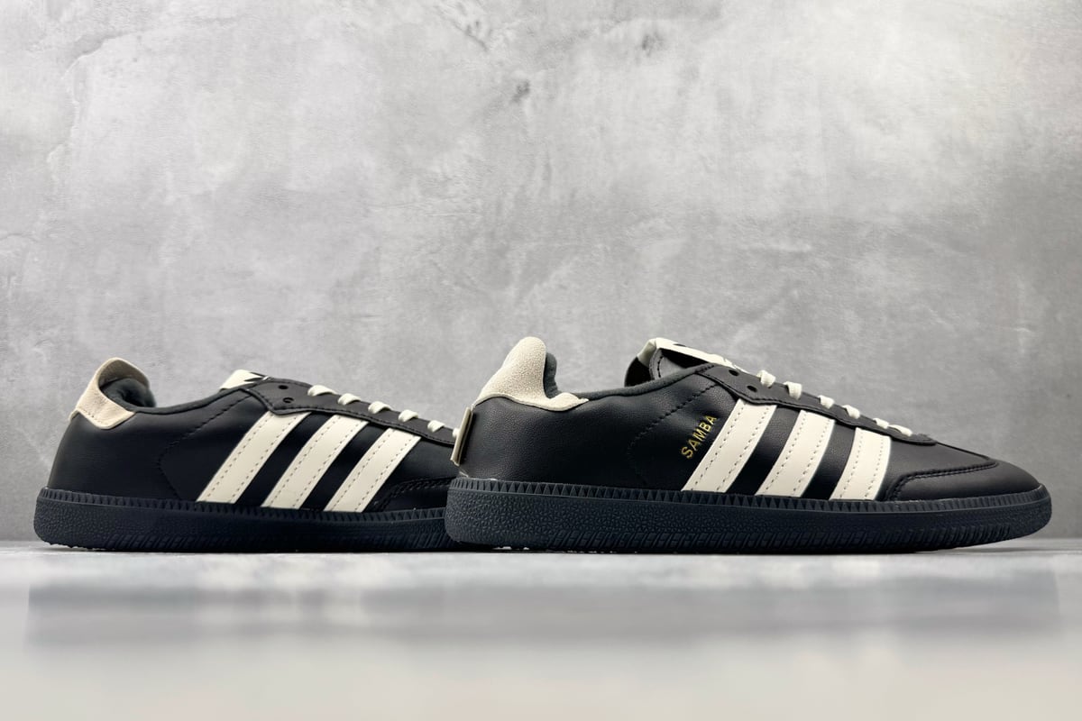 阿迪达斯 Adidas originals × SONG FOR THE MUTE 黑白 鞋底实拍图