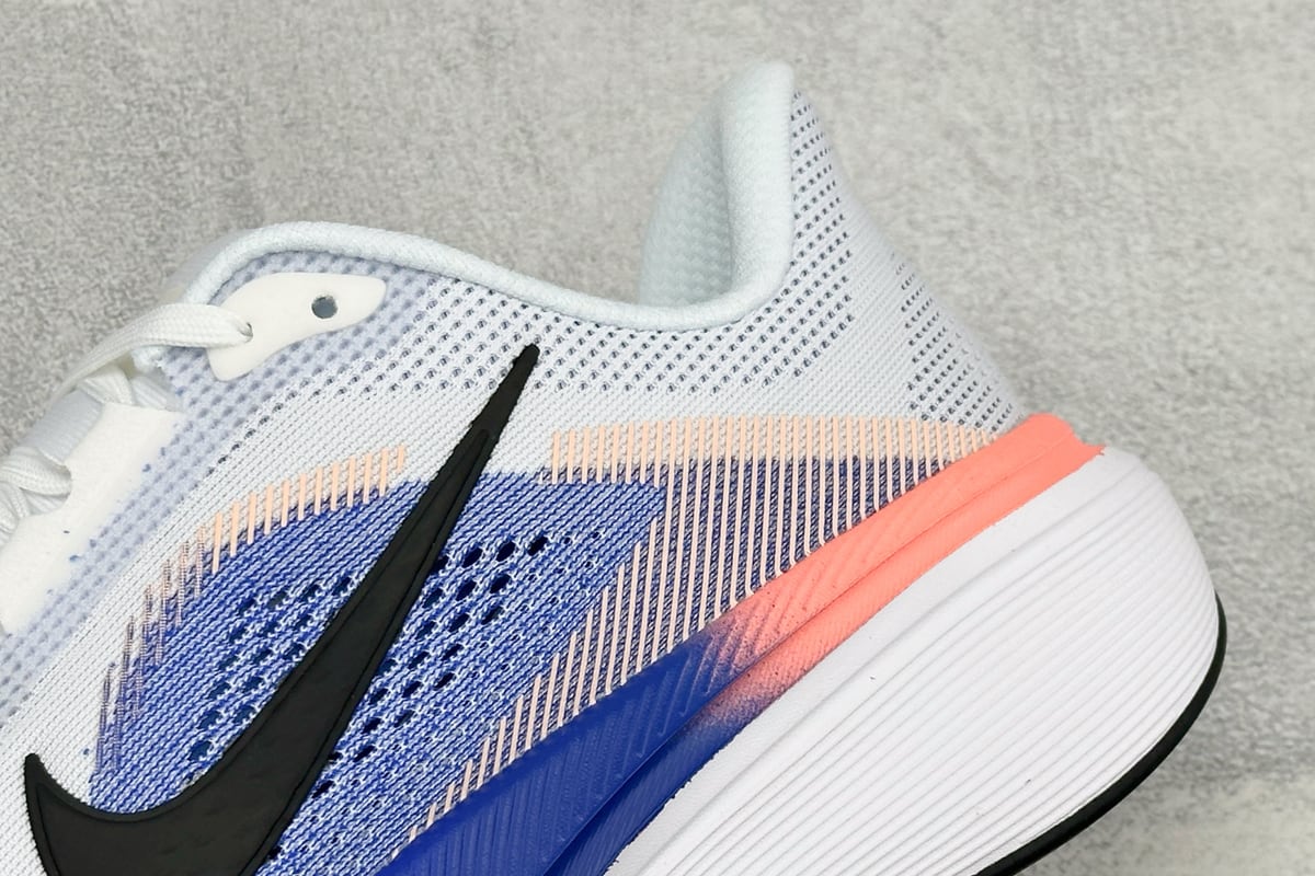 耐克 Nike Air Zoom Pegasus 42代 耐磨防滑运动跑步鞋 白蓝 细节实拍图