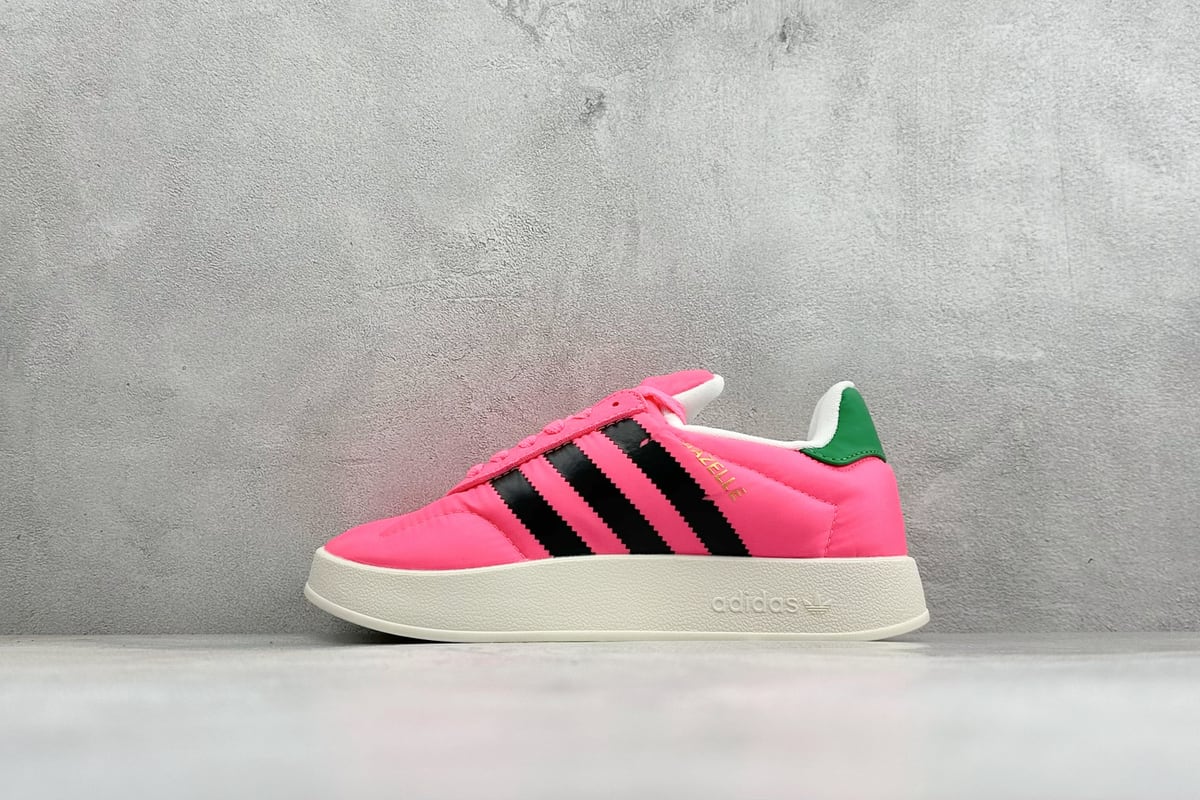 阿迪达斯 Adidas Originals Puffylette 粉红 正面实拍图