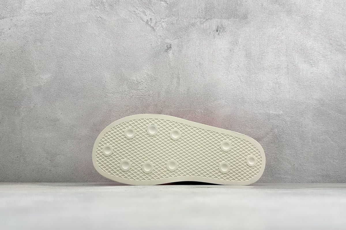 阿迪达斯 Adidas Originals Puffylette 粉红 鞋头实拍图