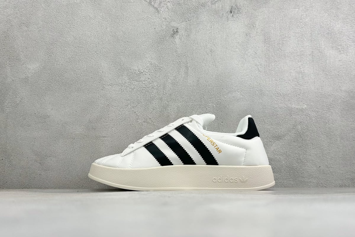 阿迪达斯 Adidas Originals Puffylette 黑白 正面实拍图
