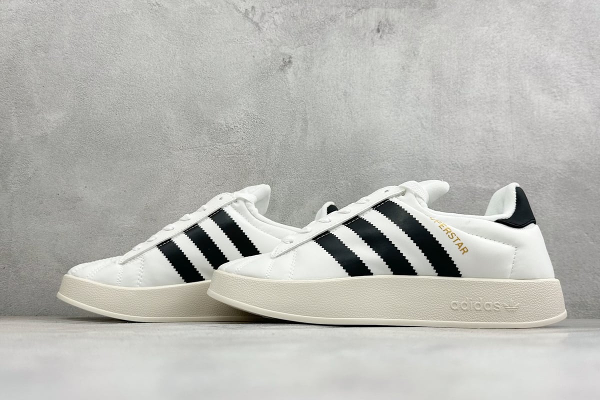 阿迪达斯 Adidas Originals Puffylette 黑白 鞋跟实拍图