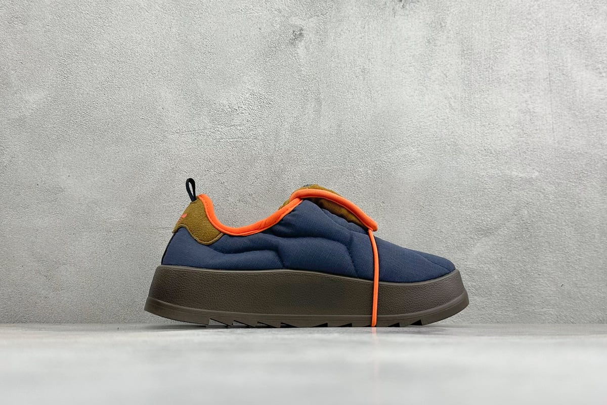 阿迪达斯 Adidas Originals Puffylette 蓝橙黑 侧面实拍图