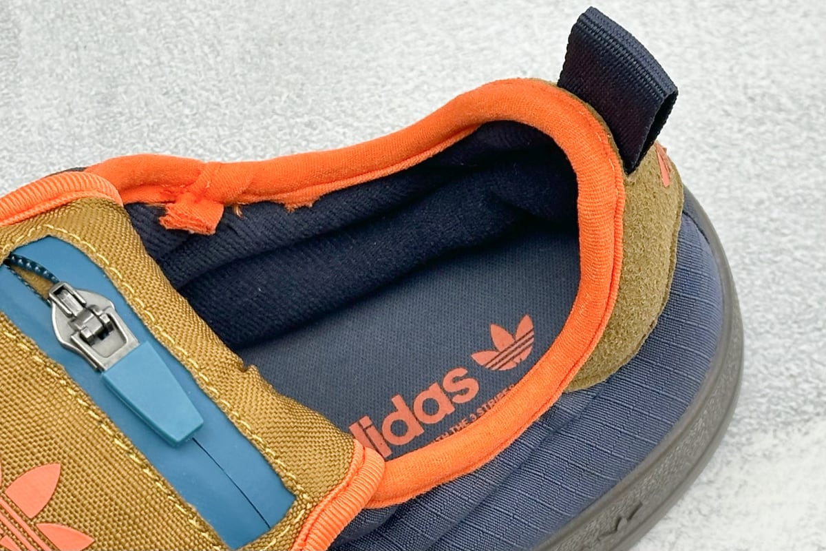 阿迪达斯 Adidas Originals Puffylette 蓝橙黑 上脚实拍图