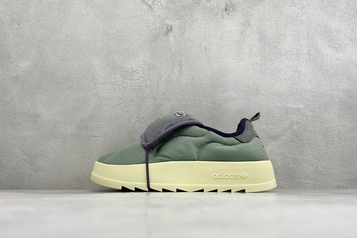阿迪达斯 Adidas Originals Puffylette 绿黑 正面实拍图
