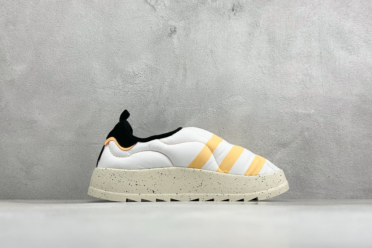 阿迪达斯 Adidas Originals Puffylette 白橙黑 侧面实拍图