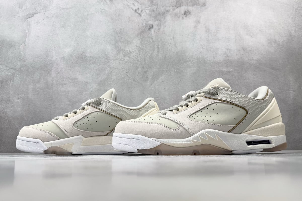 乔丹 Air Jordan Sixty Plus 米灰 鞋跟实拍图