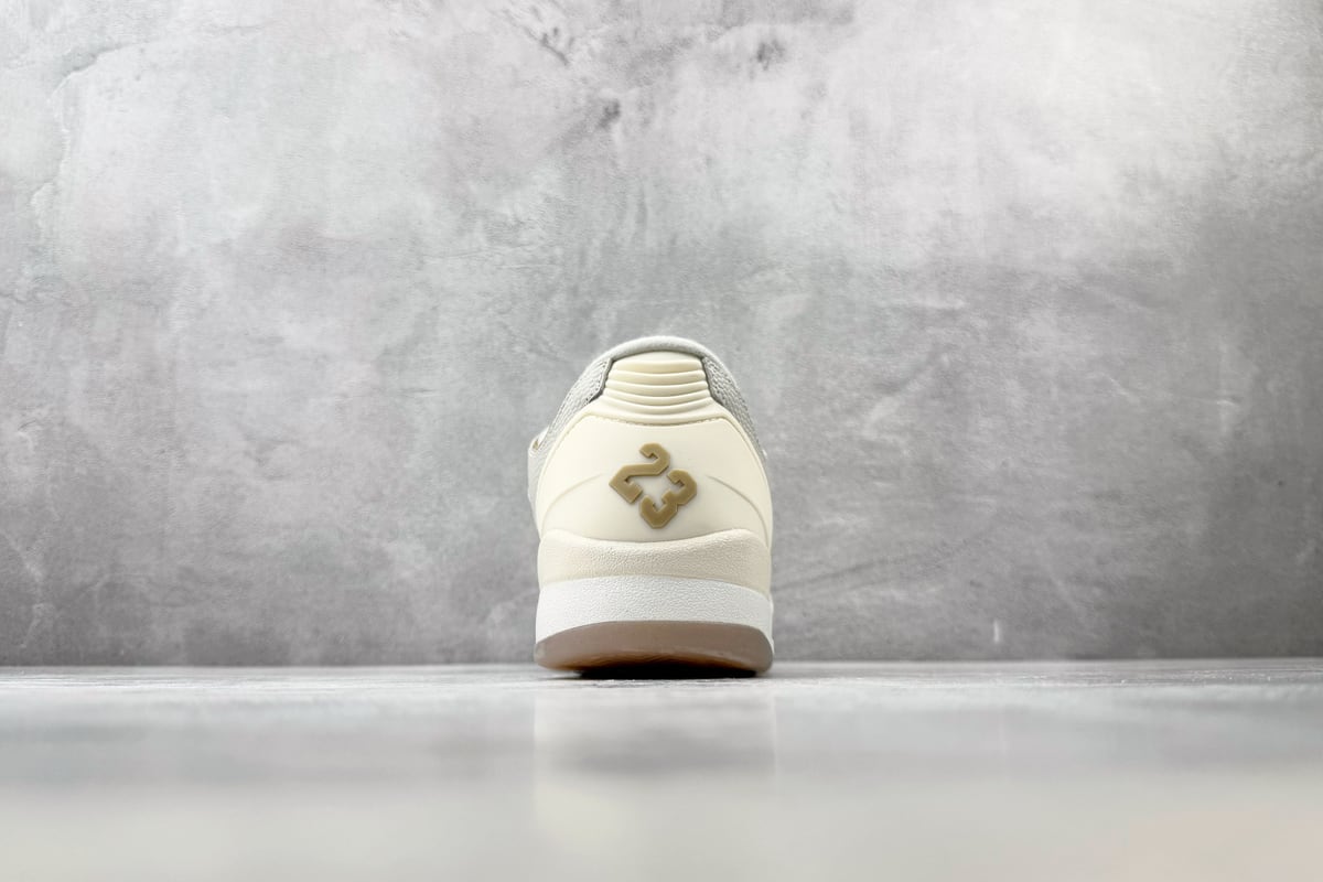 乔丹 Air Jordan Sixty Plus 米灰 细节实拍图