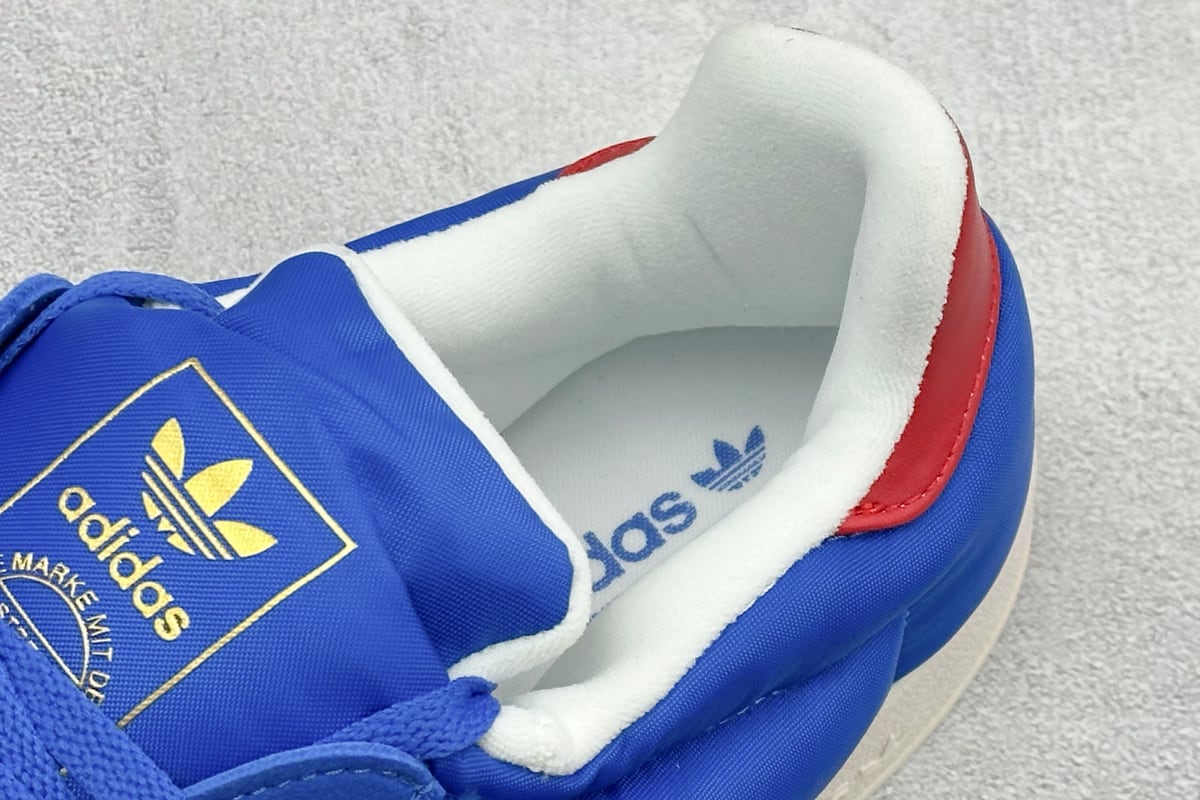 阿迪达斯 Adidas Originals Puffylette 蓝黄红 上脚实拍图