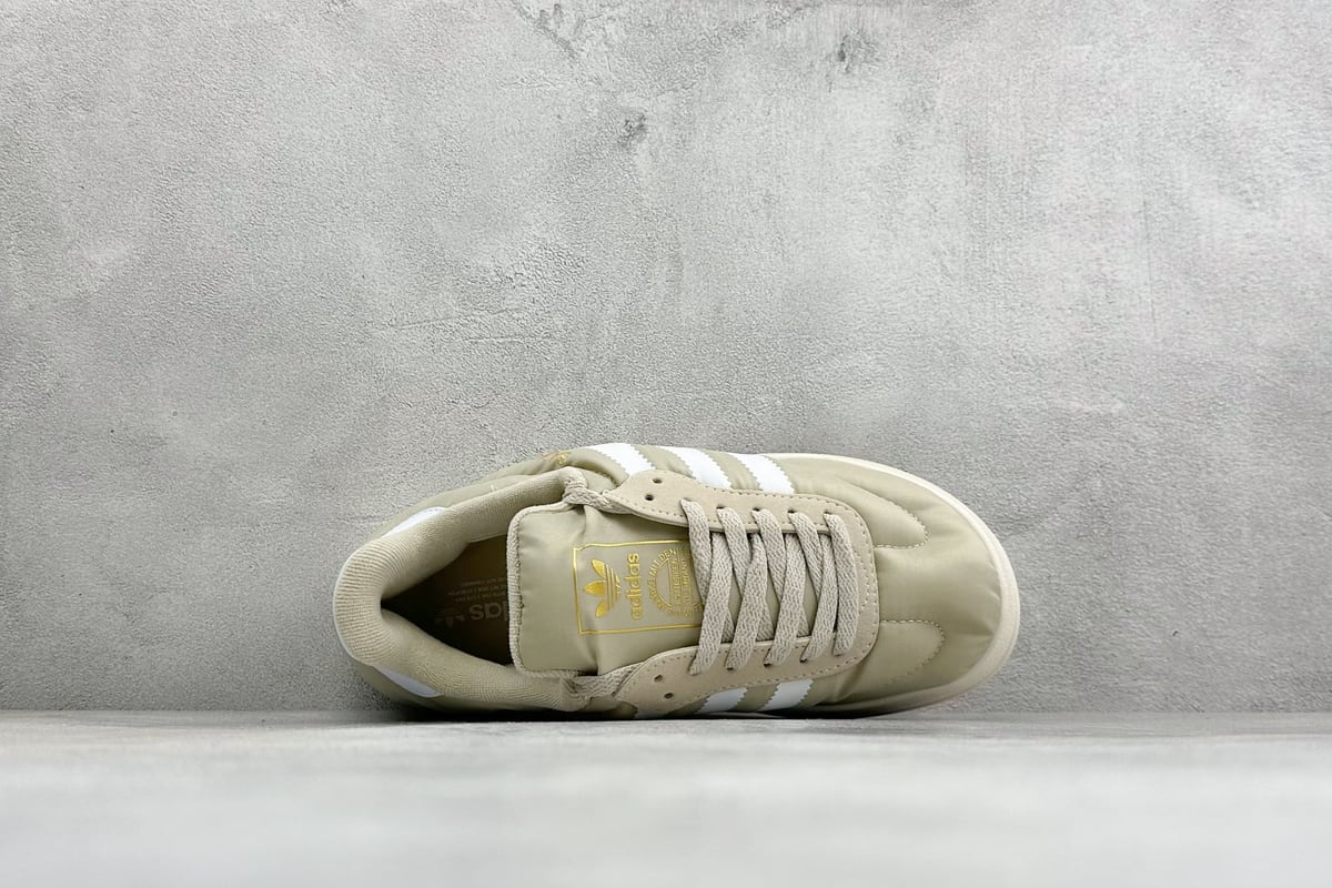 阿迪达斯 Adidas Originals Puffylette 米白 背面实拍图