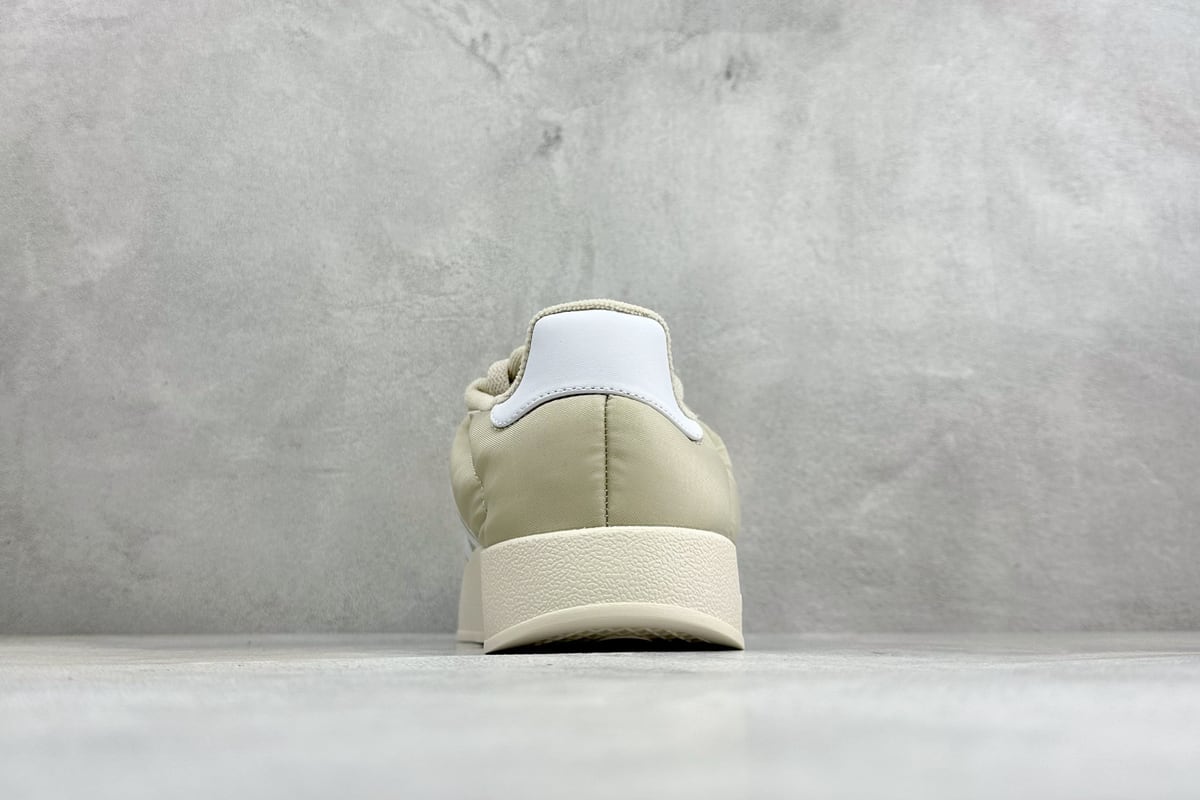 阿迪达斯 Adidas Originals Puffylette 米白 鞋底实拍图