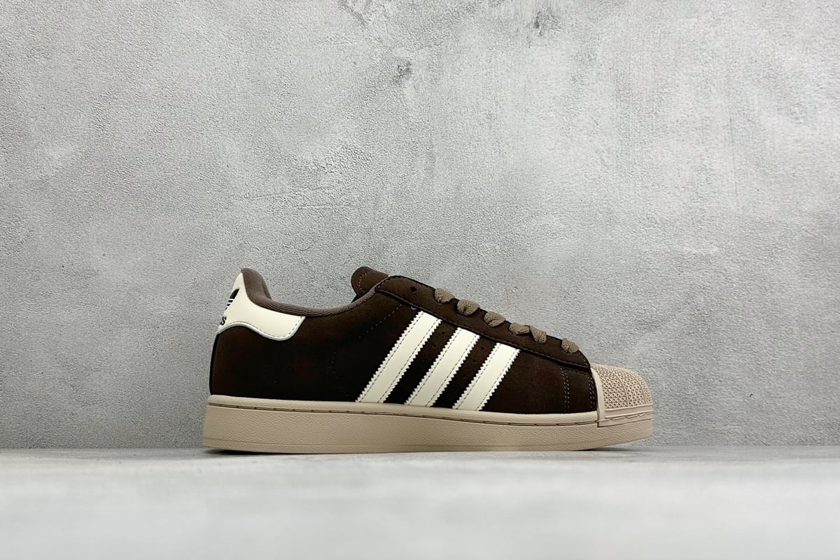 阿迪达斯 Adidas Originals Superstar贝壳头板鞋 白橙 侧面实拍图