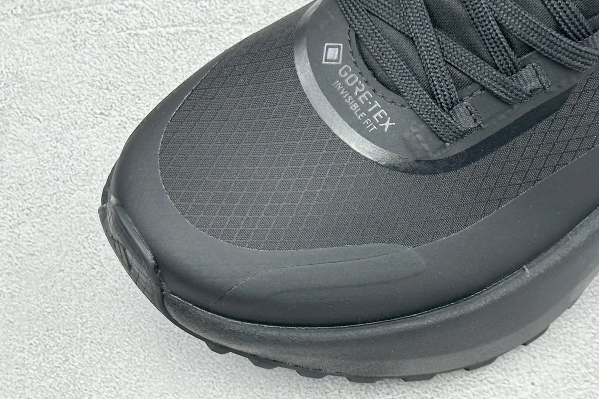 阿迪达斯 Adidas HyperBoost Edge M 全新爆黑花透气缓震跑步鞋 鞋标实拍图
