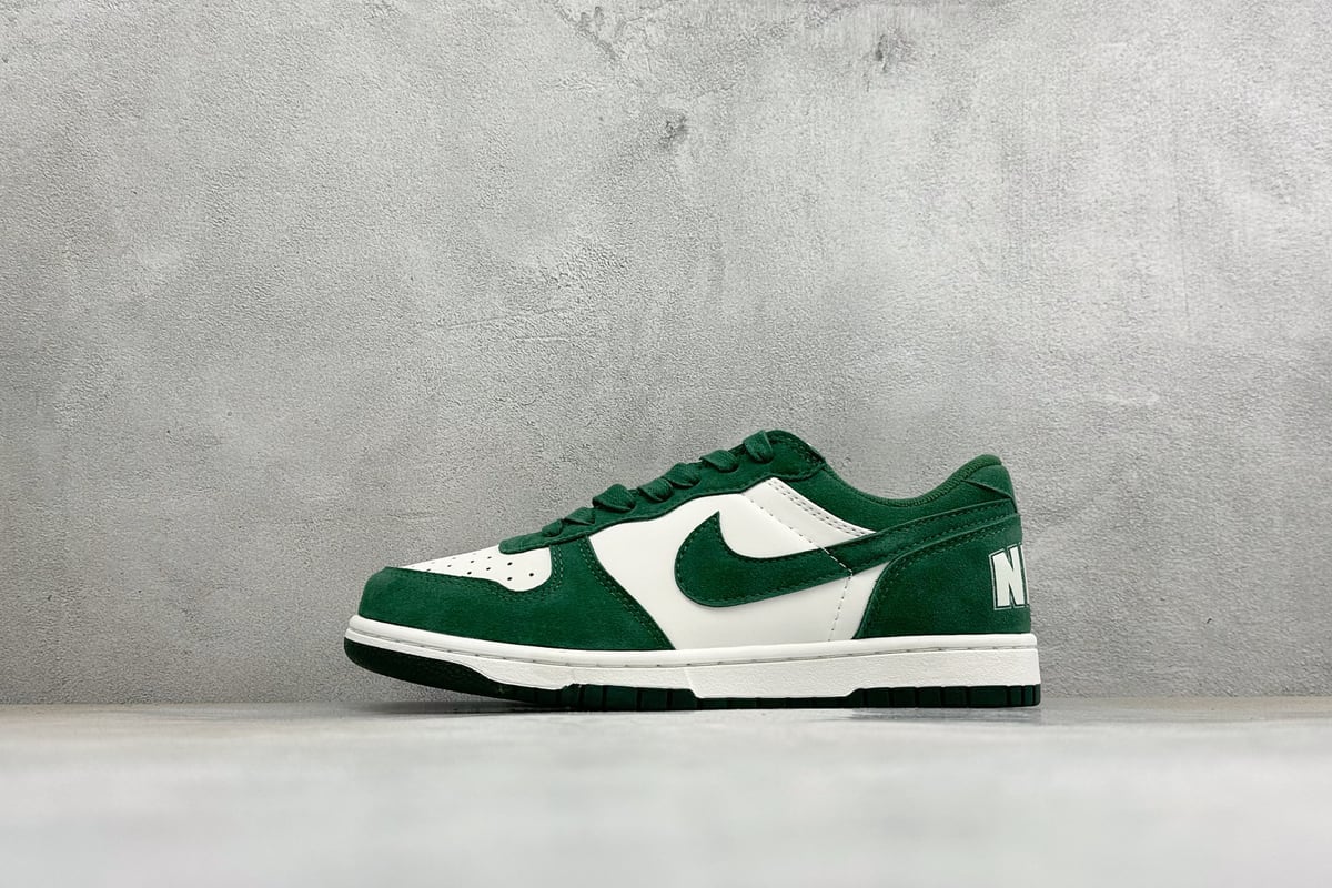 耐克 Nike BIG LOW 简约百搭 減震耐磨 低帮板鞋 绿白 正面实拍图