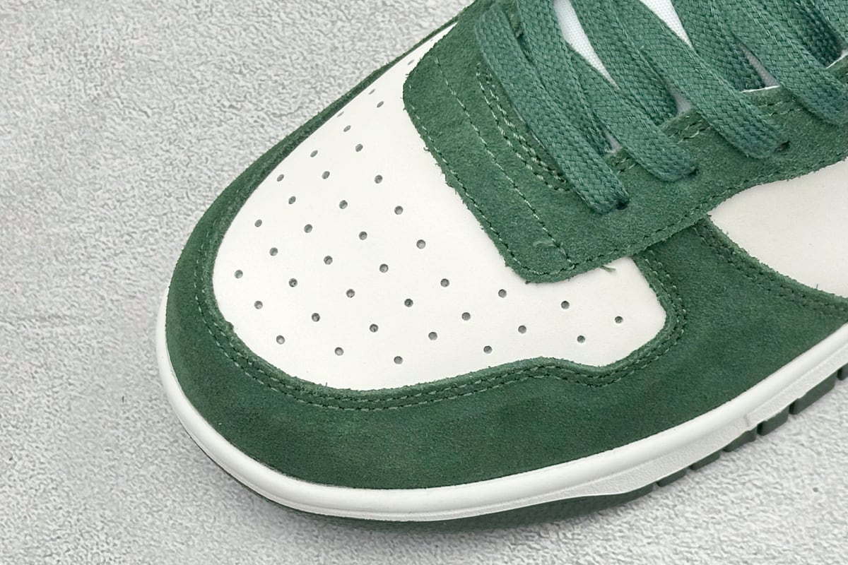 耐克 Nike Big Low 简约百搭 減震耐磨 低帮板鞋 白绿 鞋标实拍图