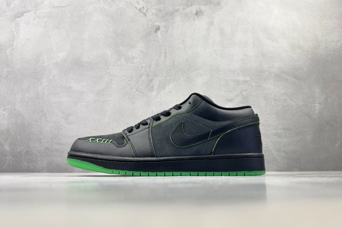 乔丹 Air Jordan 1 Low SE "Halloween" 黑白 正面实拍图