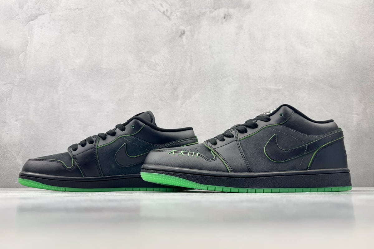 乔丹 Air Jordan 1 Low SE "Halloween" 黑白 鞋跟实拍图