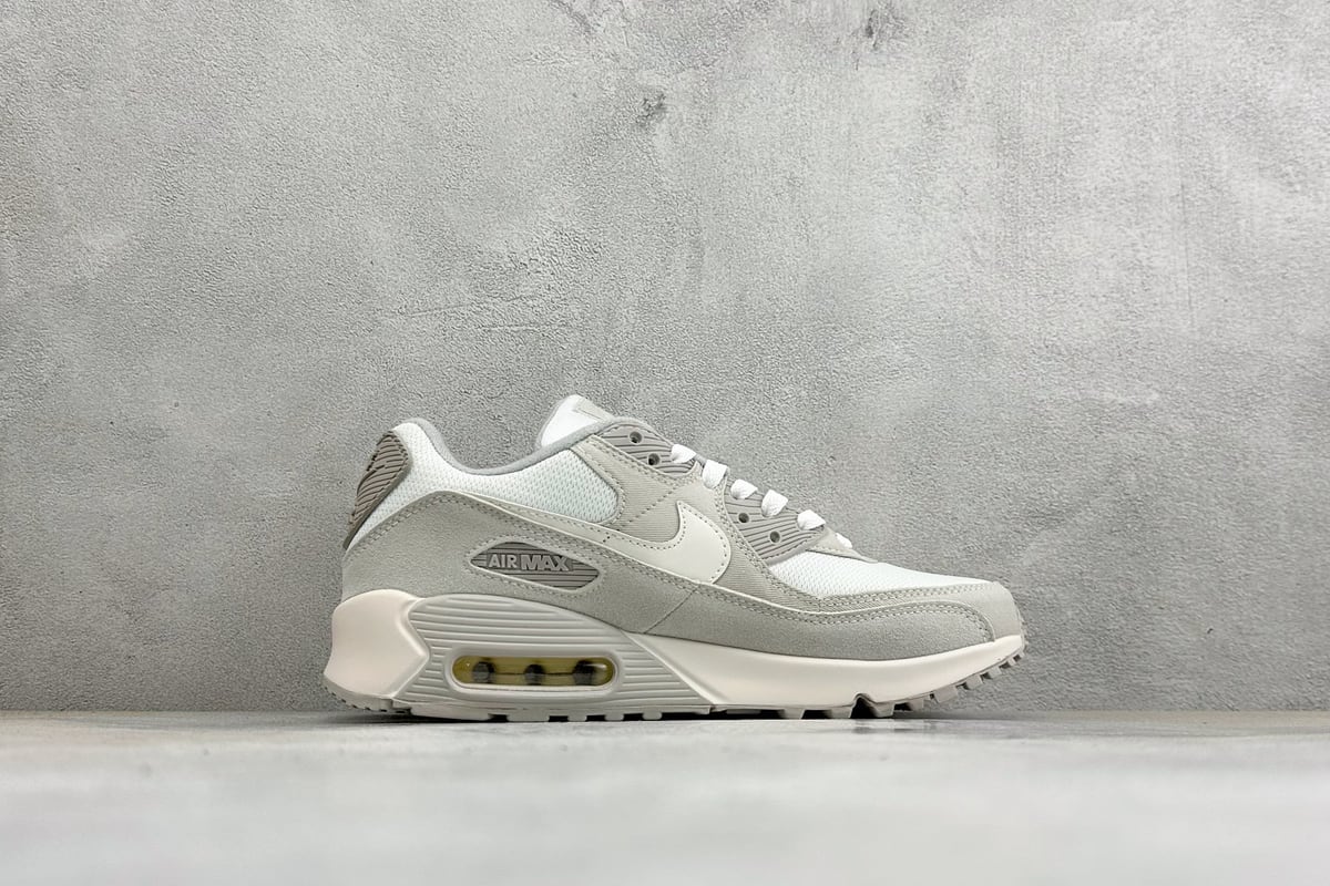 耐克 Nike Air Max 90 复古气垫跑鞋 白灰 侧面实拍图