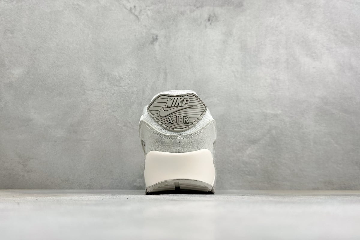 耐克 Nike Air Max 90 复古气垫跑鞋 白灰 鞋底实拍图