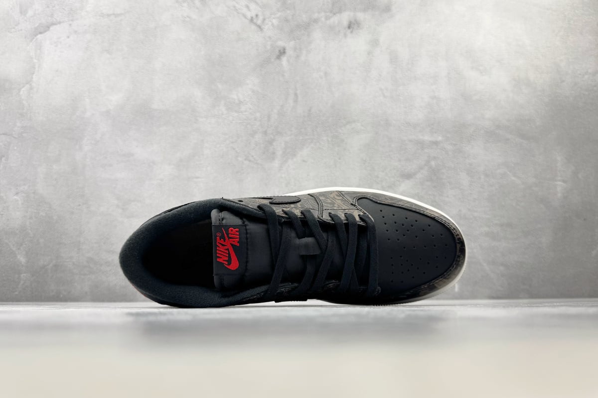 乔丹 Air Jordan 1 OG LS "Laser" 黑红白 背面实拍图
