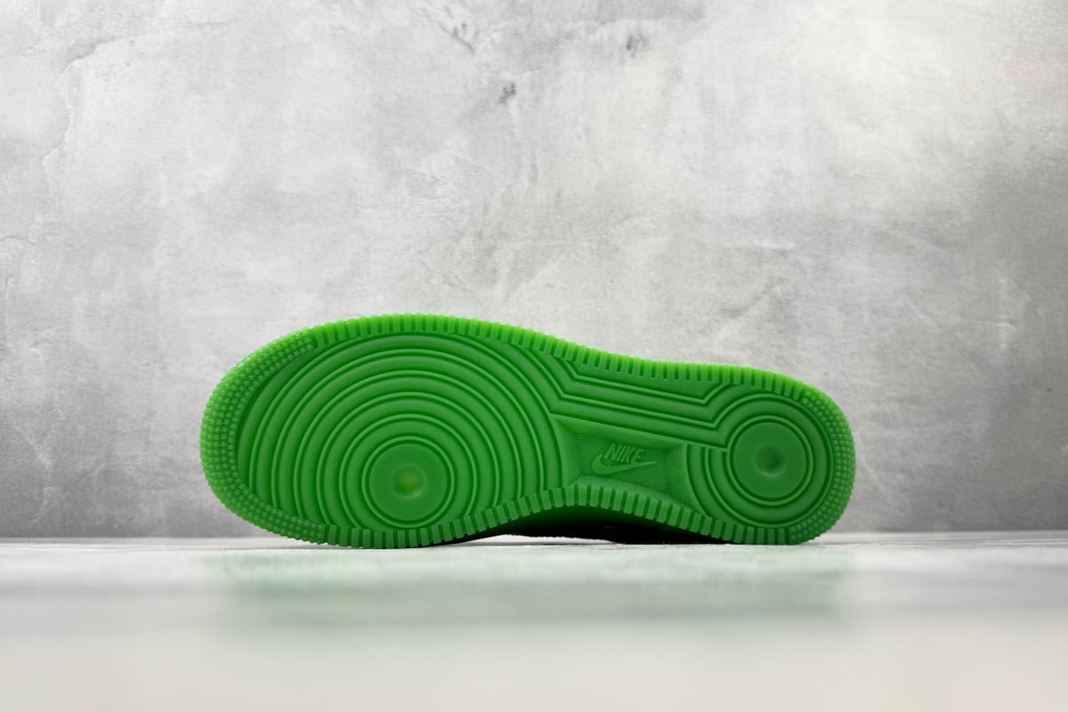 耐克 Nike Air Force 1 "ICON" 青绿白 鞋头实拍图
