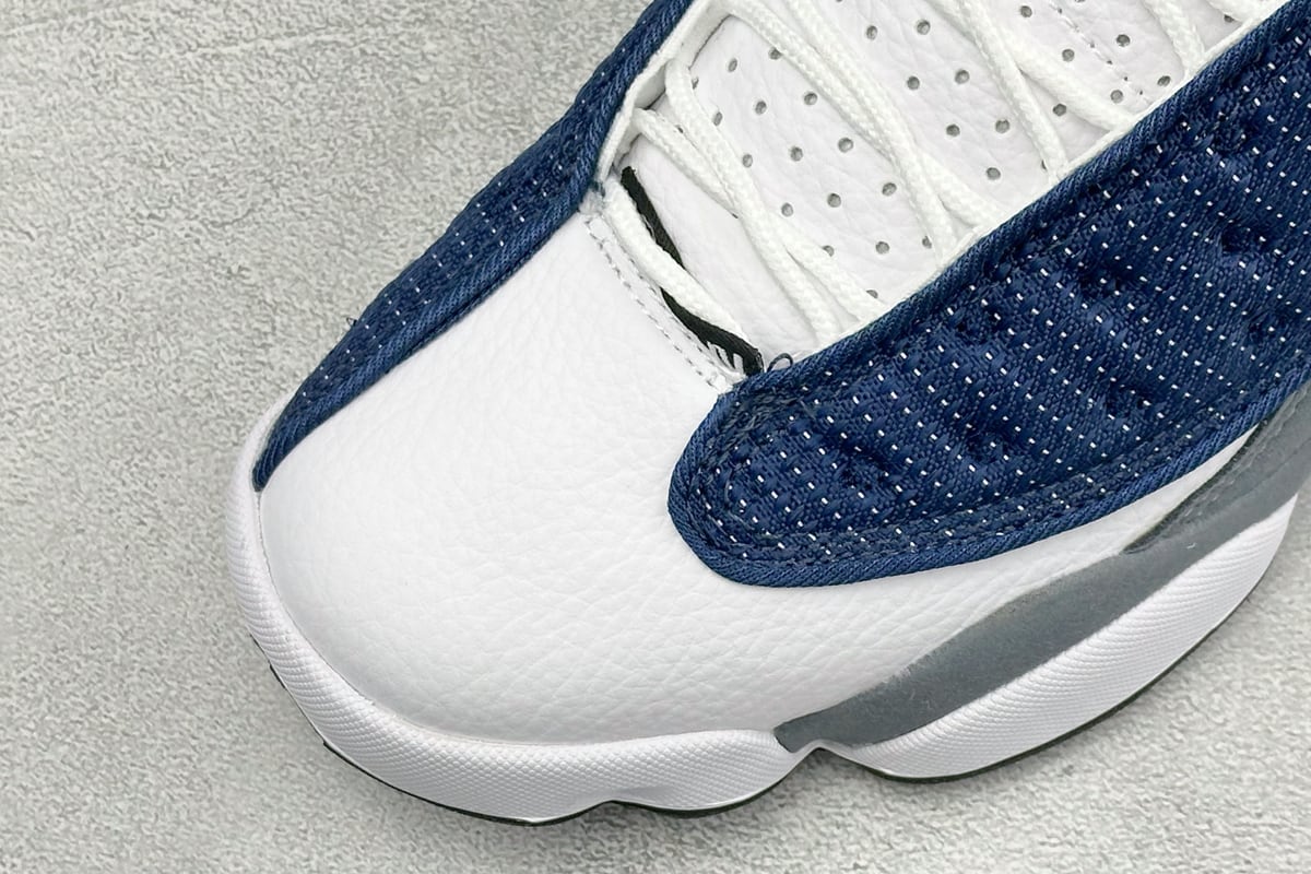 乔丹 Air Jordan JordanAir 13 Retro "Flint 海军蓝白 鞋标实拍图